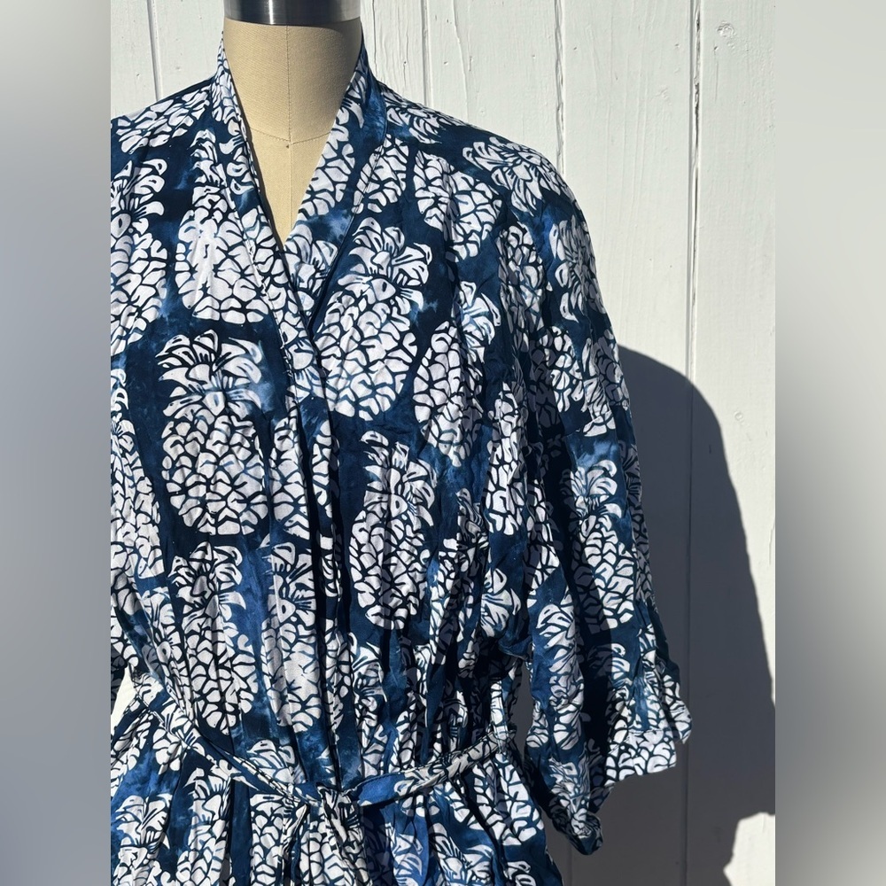 Blue Ginger Short Robe Pineapple Print O/S - Picture 2 of 7